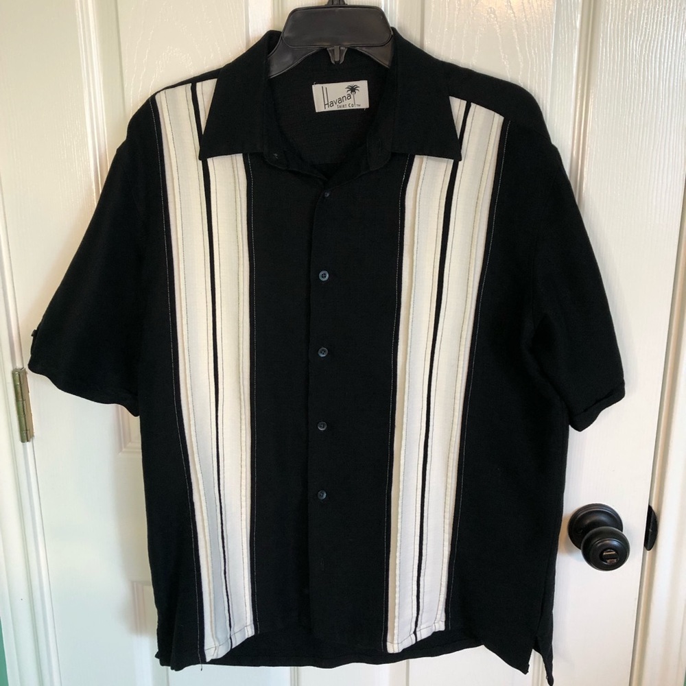 Havana Shirt Co - Men’s size M medium - Black button down w/ White Accent